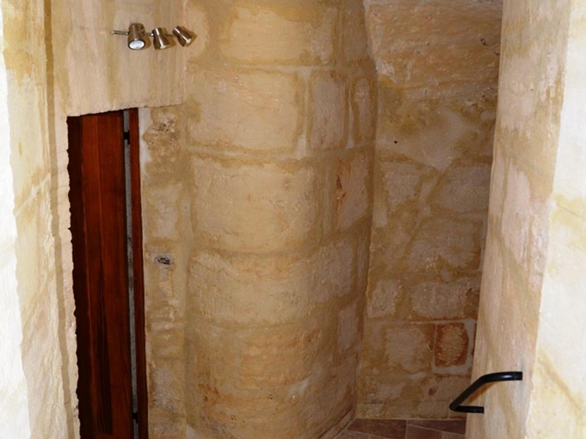 Maison Troglodyte Elegante Avec Spa, Salle De Jeux Et Jardin Clos A Vouvray - Fr-1-381-87 Екстер'єр фото