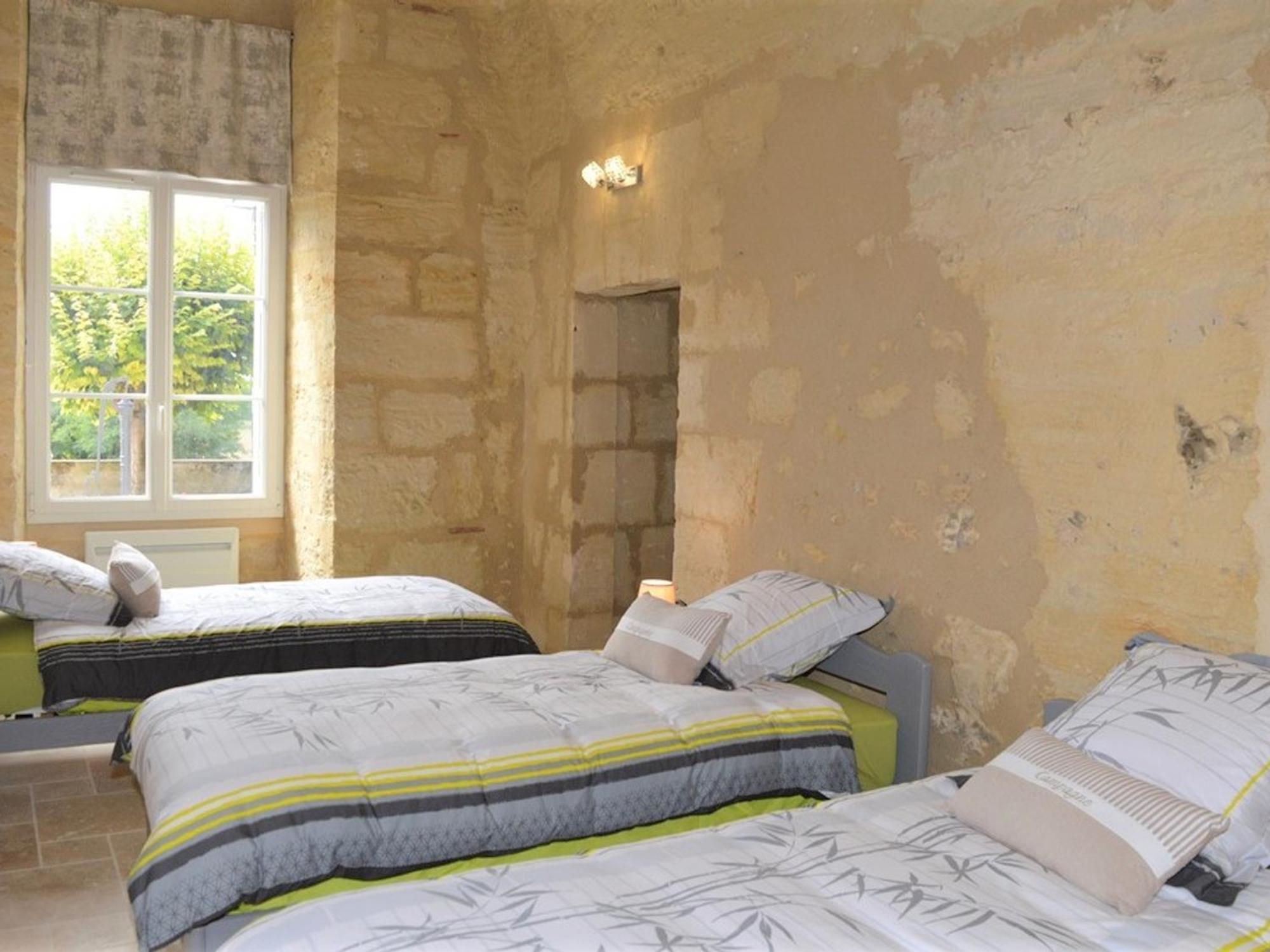 Maison Troglodyte Elegante Avec Spa, Salle De Jeux Et Jardin Clos A Vouvray - Fr-1-381-87 Екстер'єр фото