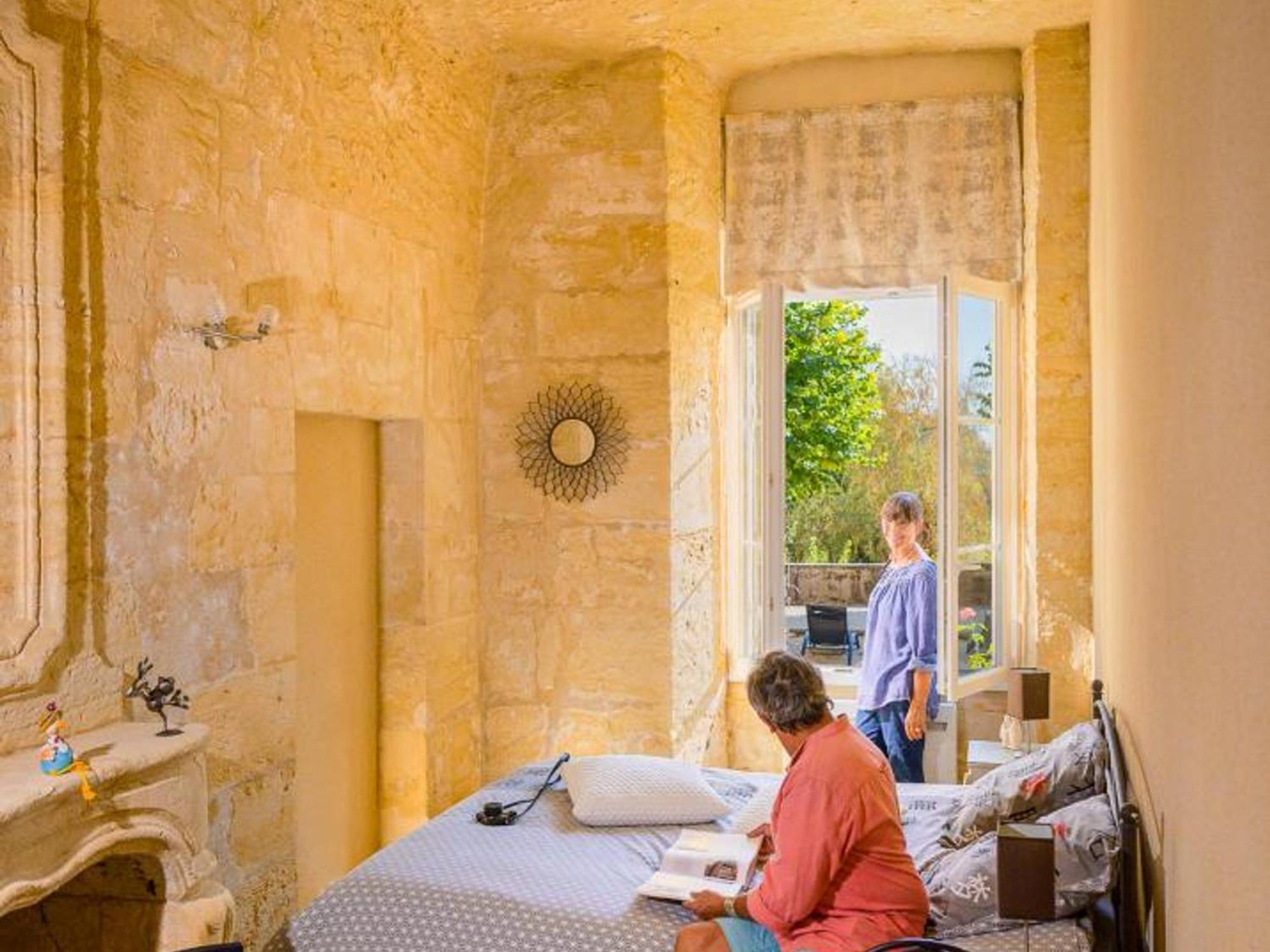 Maison Troglodyte Elegante Avec Spa, Salle De Jeux Et Jardin Clos A Vouvray - Fr-1-381-87 Екстер'єр фото
