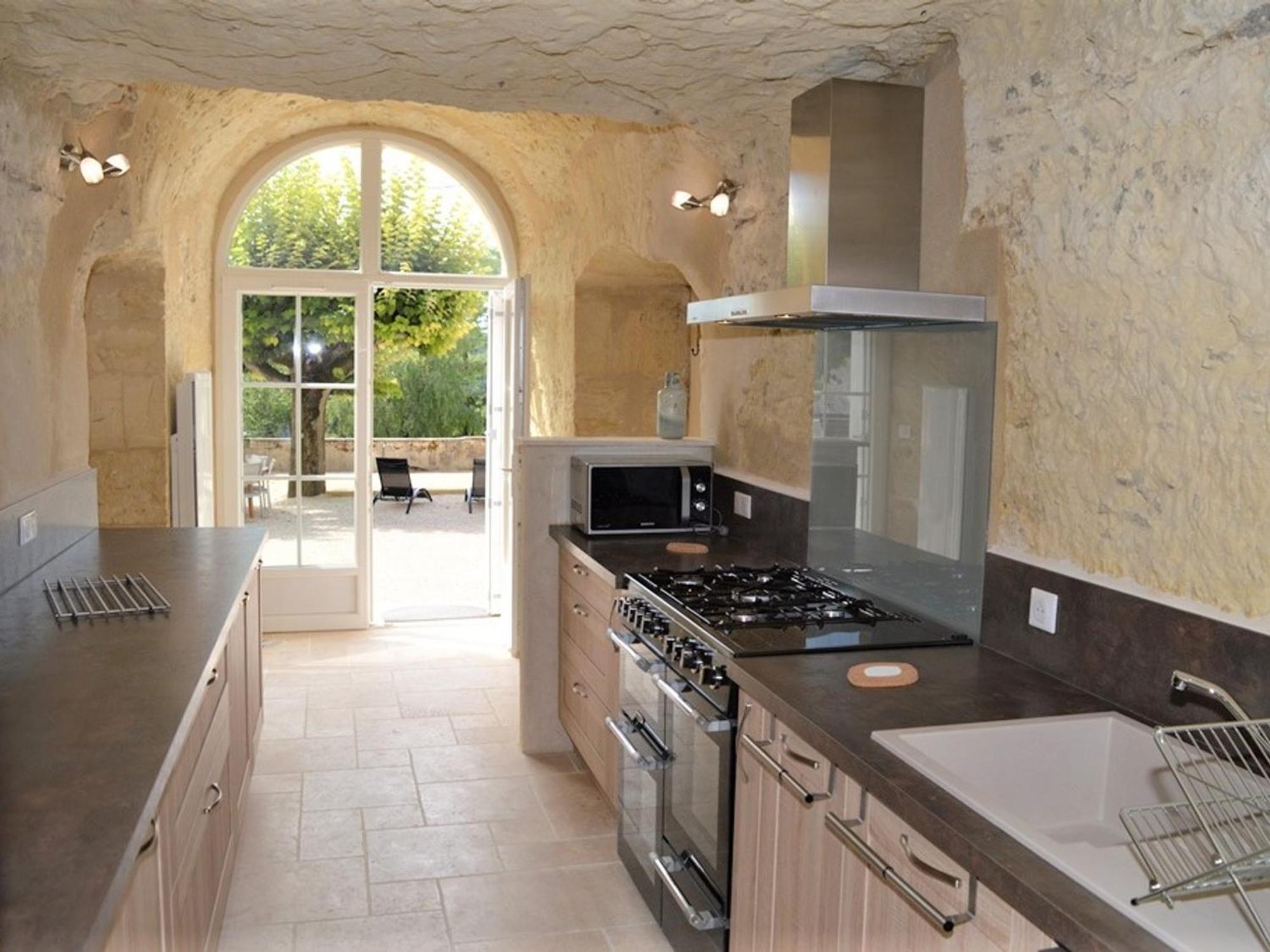 Maison Troglodyte Elegante Avec Spa, Salle De Jeux Et Jardin Clos A Vouvray - Fr-1-381-87 Екстер'єр фото